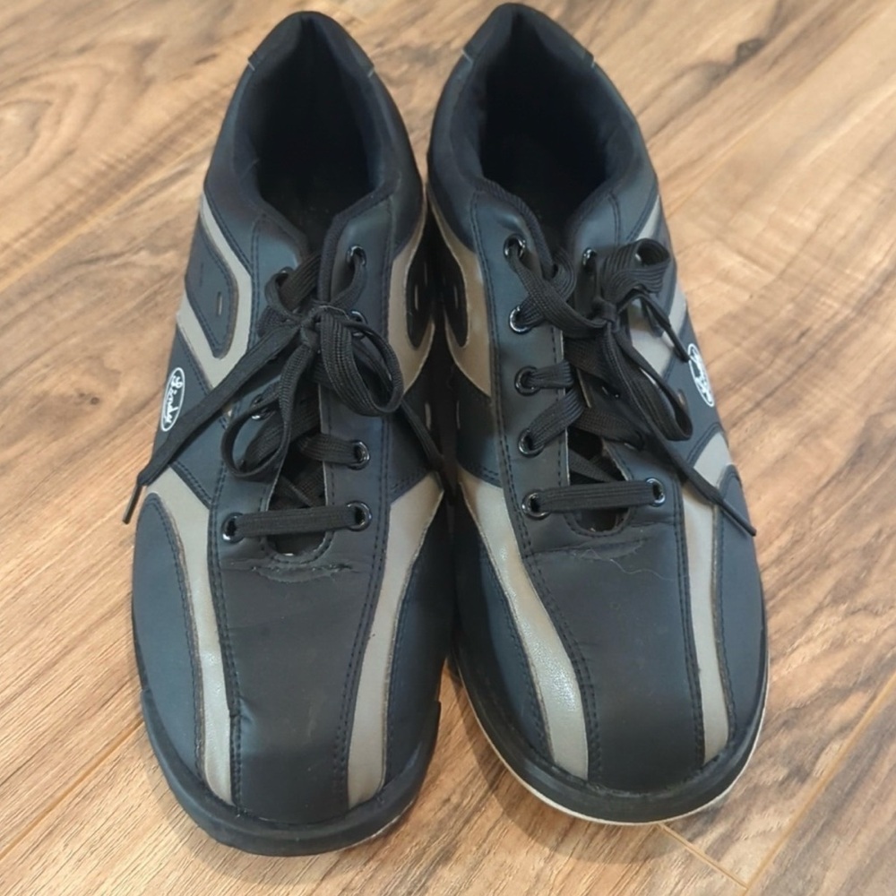 Linds Bowling Shoes